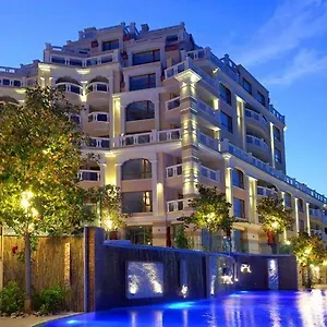 La Luxury Апартаменты